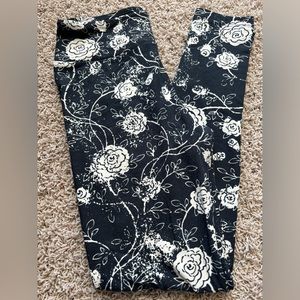 LuLaRoe One Size Leggings